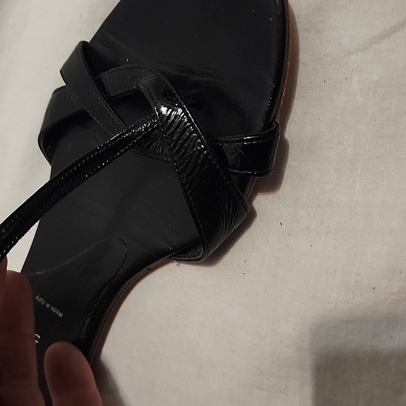 SIGERSON MORRISON Black Patent Leather Flat Sandals, size 7 - Picture 5 of 7